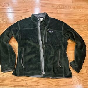 Patagonia Men's Dark Green Fleece Jacket
